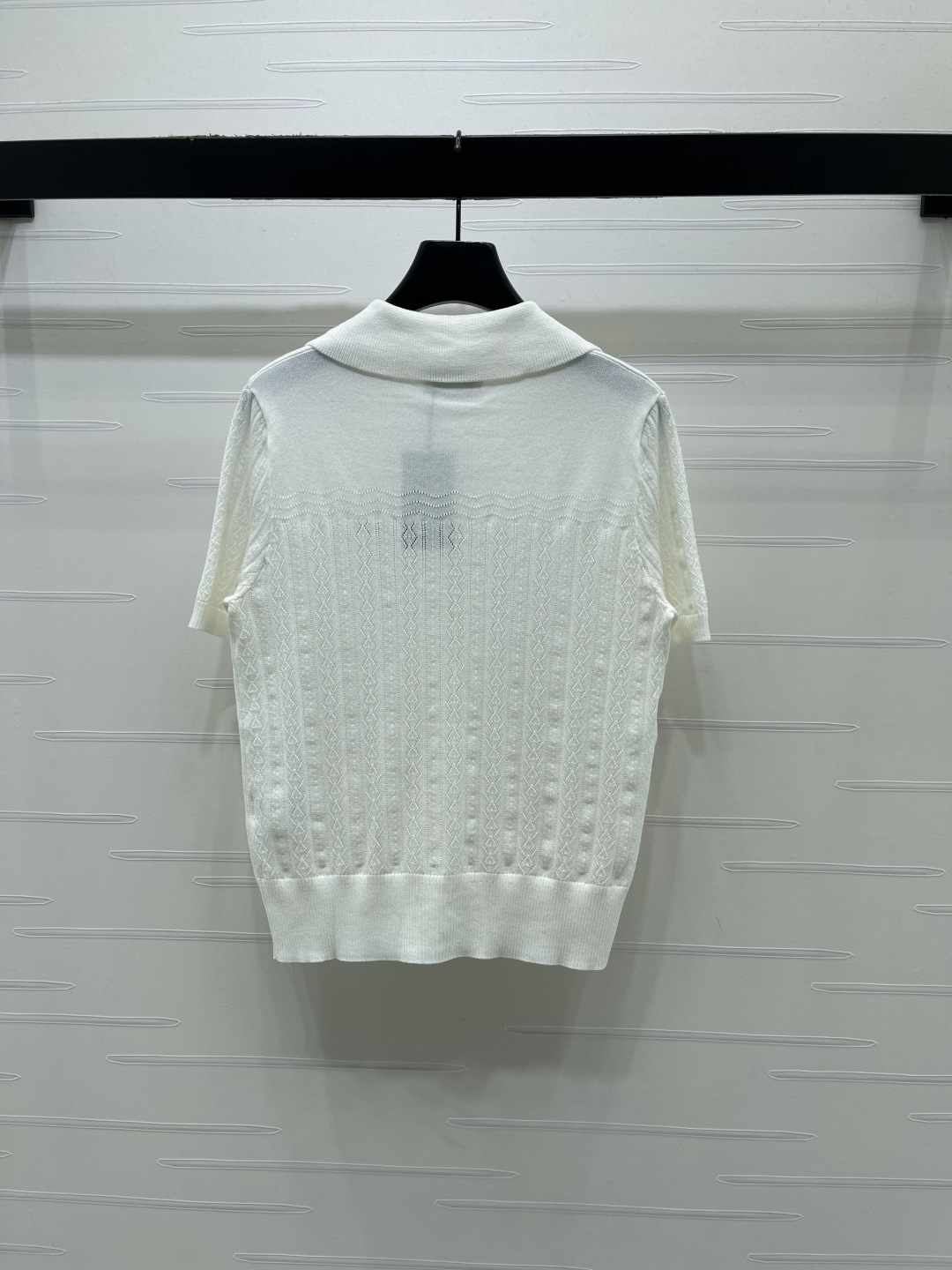 Women's short sleeves